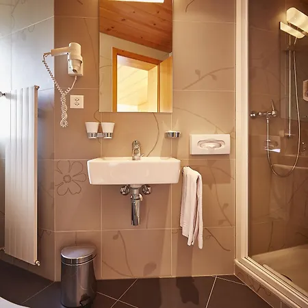 Hotel Landhaus Saanen