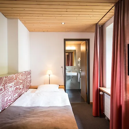 Hotel Landhaus Мини-отель 3*