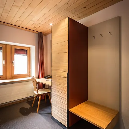 Kro Hotel Landhaus Saanen